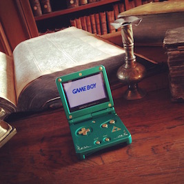 GBA SP Hyrule custom, par Muchunow