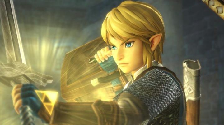 Link avec la Triforce brillant sur sa main (Screenshot - Screenshots de la version Wii U- Hyrule Warriors)